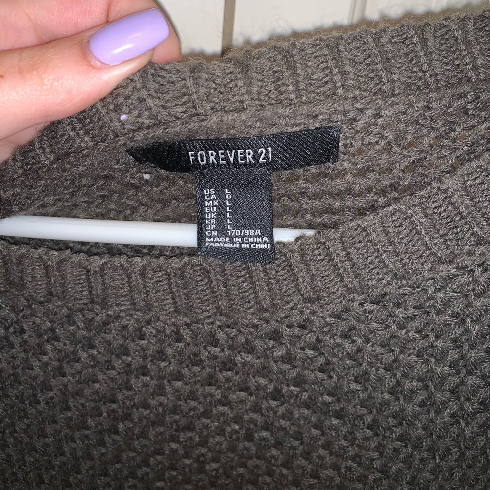 Sweater - Picture 3 of 3